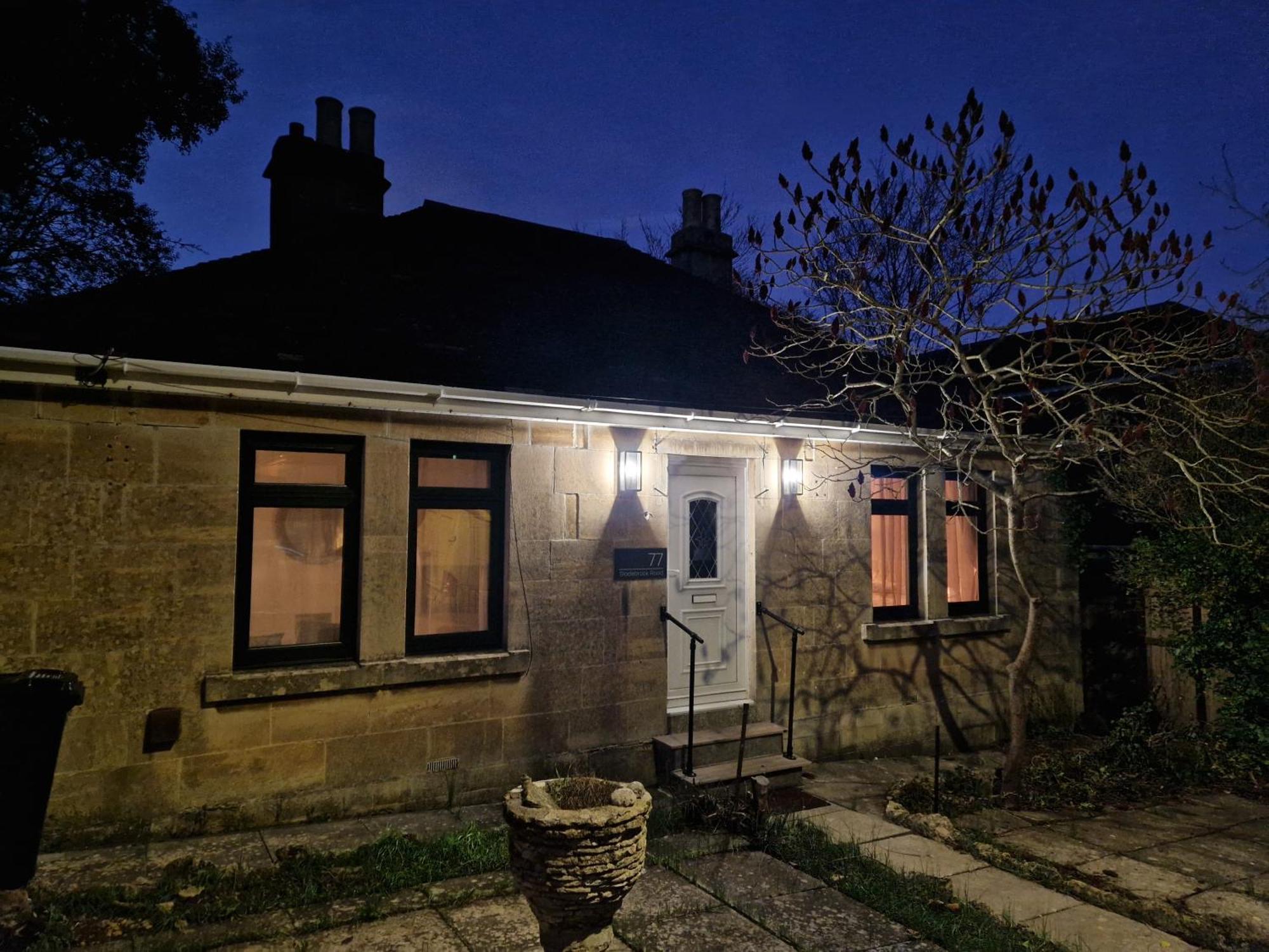 Newly Renovated 2-Bed Bungalow Bath Kültér fotó